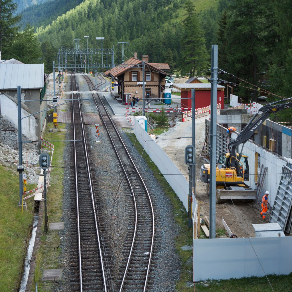 Umbau_an_den_Bahnhoefen_Preda_und_Spinas_1x1-9a6701f2