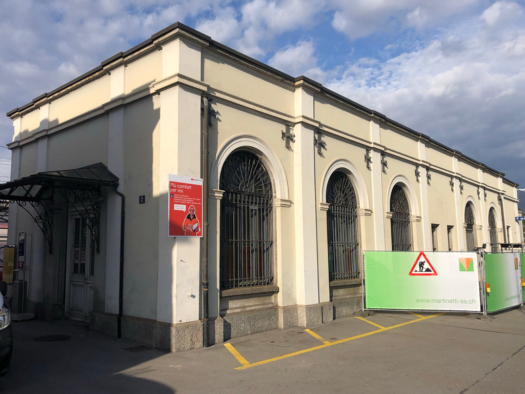 Zollgebäude-SBB-Bahnhof_Lugano1